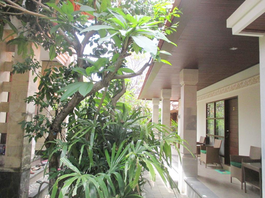 Mona Homestay Санур Екстер'єр фото